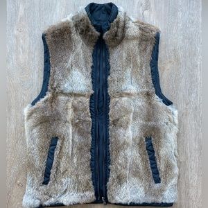 Natural fur vest for men
